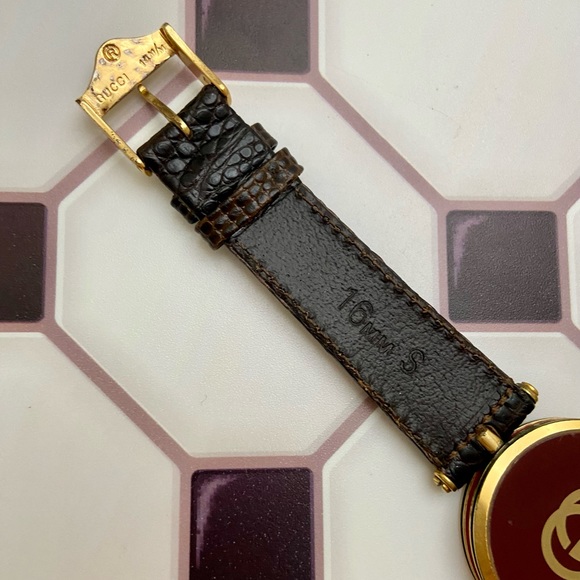 Rare Vintage Gucci 2000M Swiss Timepiece Stacked Watch Red & Green New Strap - Picture 13 of 16